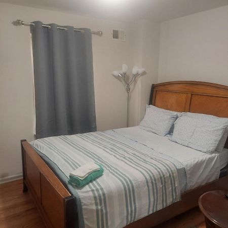 Cosy Bedroom 12Mins To Airport Prudential Njit Umdj Penn Station Newark Exteriör bild